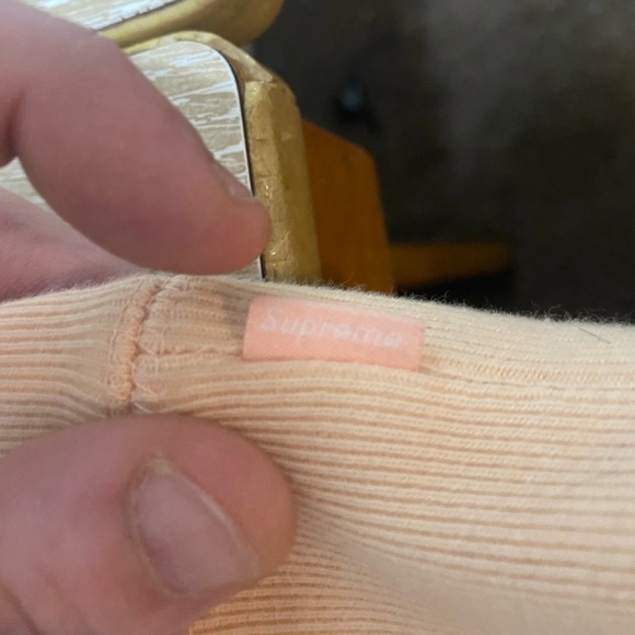 2016 Supreme Peach BOGO Hoodie - Picture 2 of 3